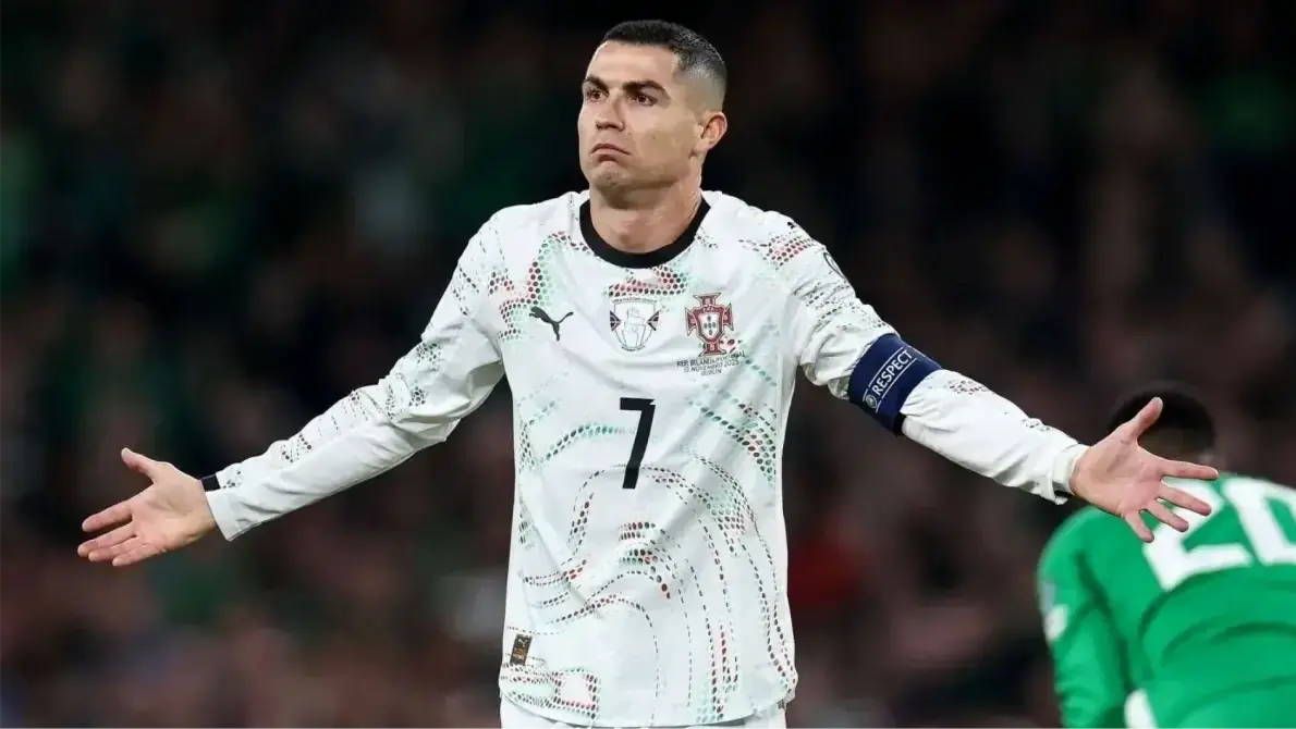 Cristiano Ronaldo đối mặt với án phạt nặng